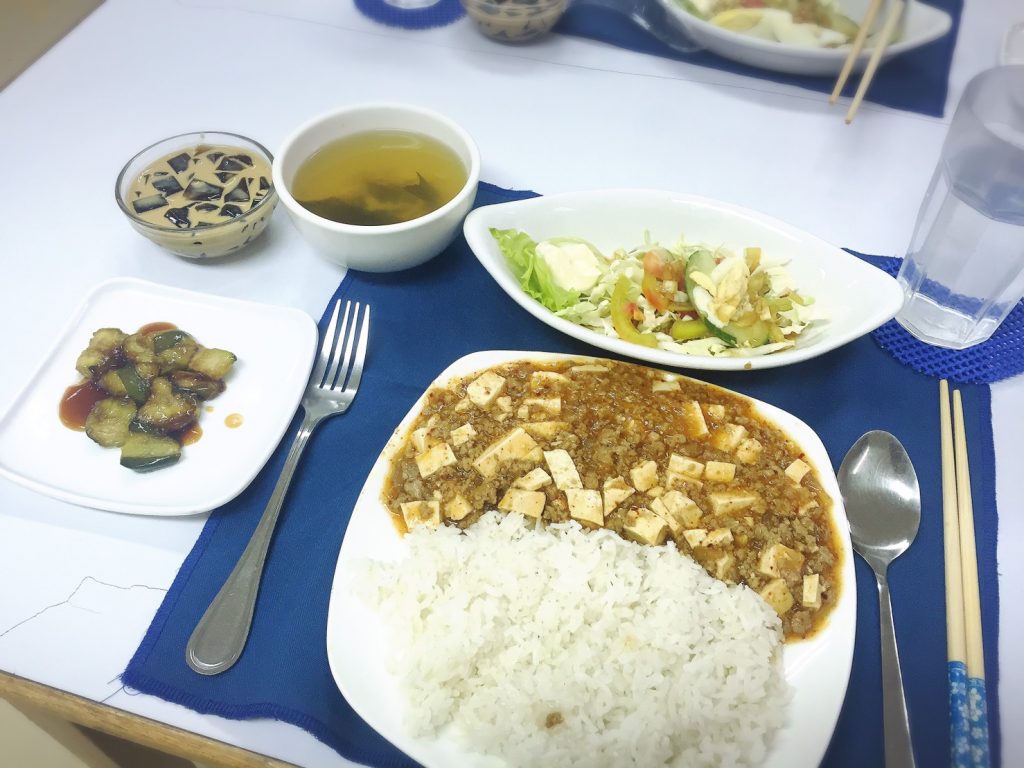 フィリピン留学の食事
