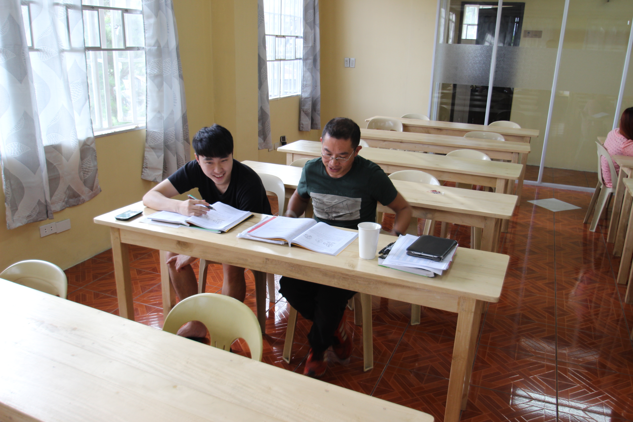 フィリピン留学 A&Jの自習室