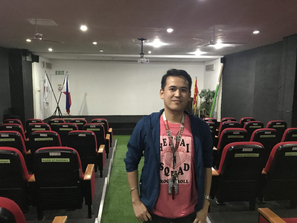 フィリピン留学 SMEAGキャピタルキャンパスの講師