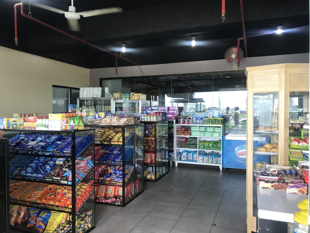 フィリピン留学　Brilliant Cebuの売店