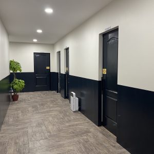 28 Main Building - MPH Hallway