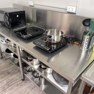 52 Cooking Area2