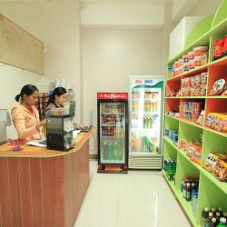 フィリピン留学　PINESチャピスキャンパス 売店