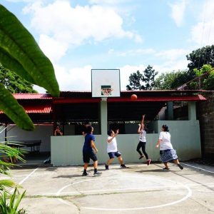 フィリピン留学 WE Academy バスケットコート
