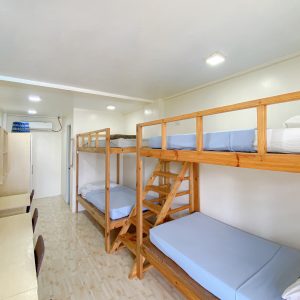 13. 四人部屋2