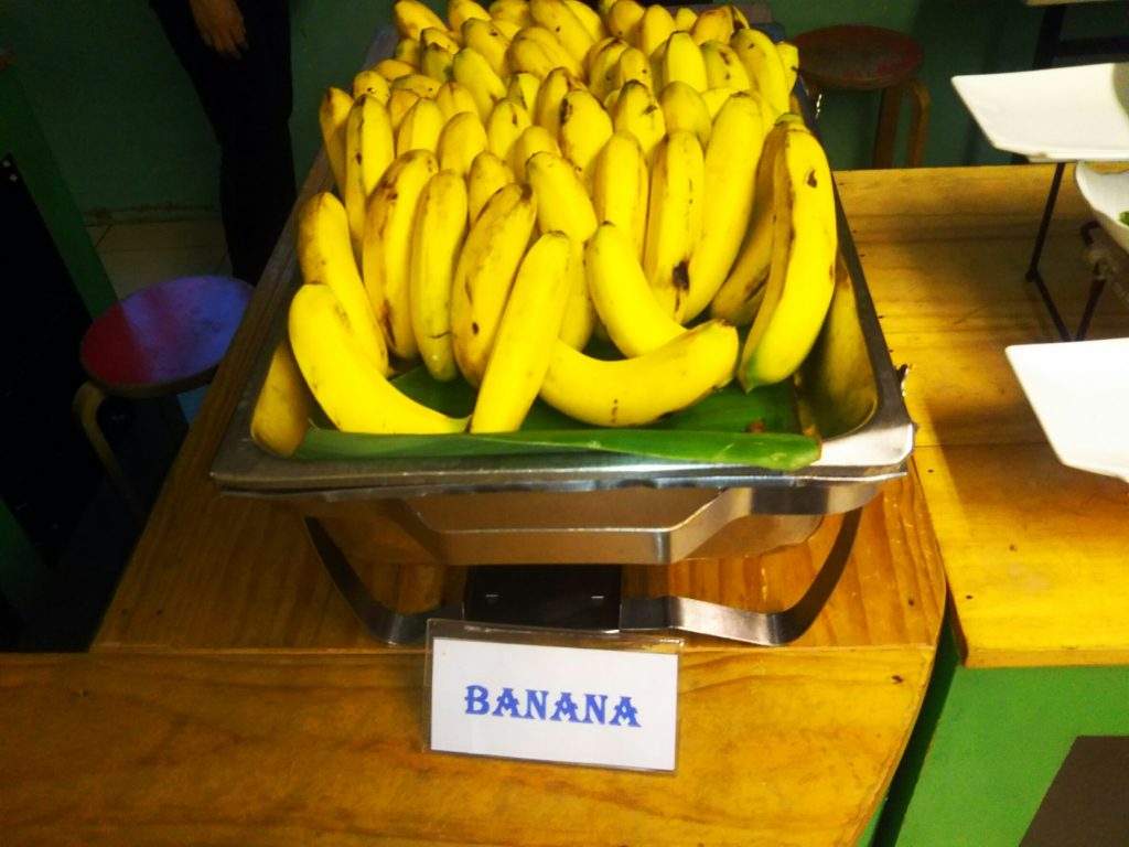 フィリピンのバナナは濃厚な味。