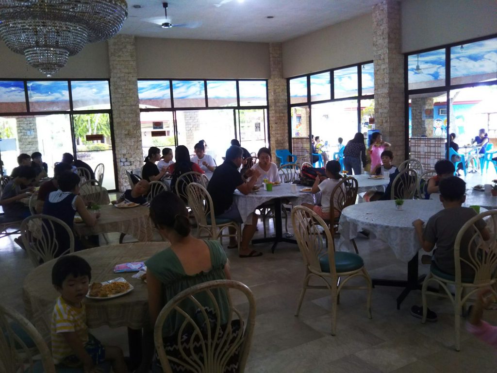 フィリピン留学　ELSAの食堂