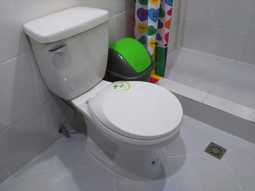 フィリピン留学　3D　メイン寮リノベ後のトイレ