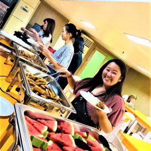 フィリピン留学　C2UBEC WOMEN'S CAMPUS　食事風景