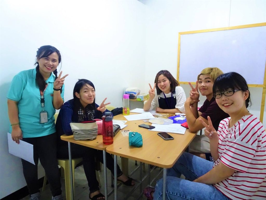 フィリピン留学　SMEAGキャピタルのグループ授業