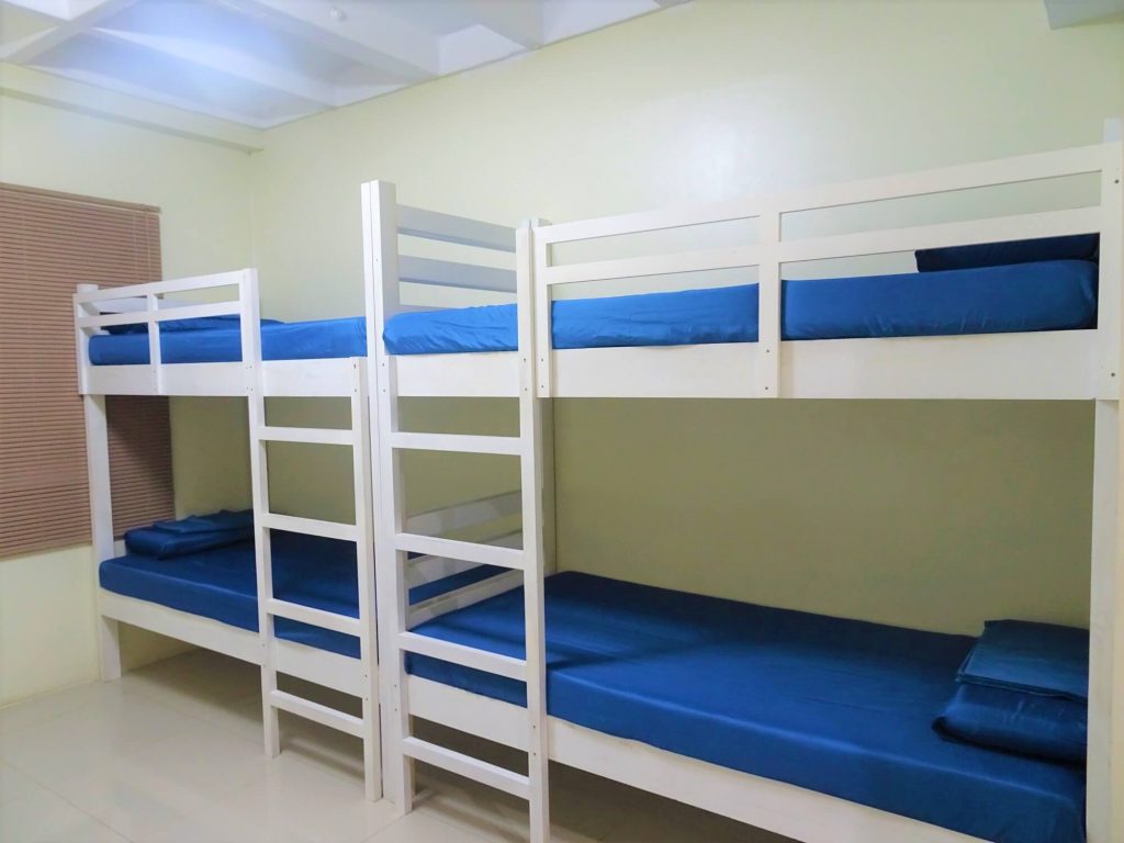 フィリピン留学　HOWDYの4人部屋ベッド