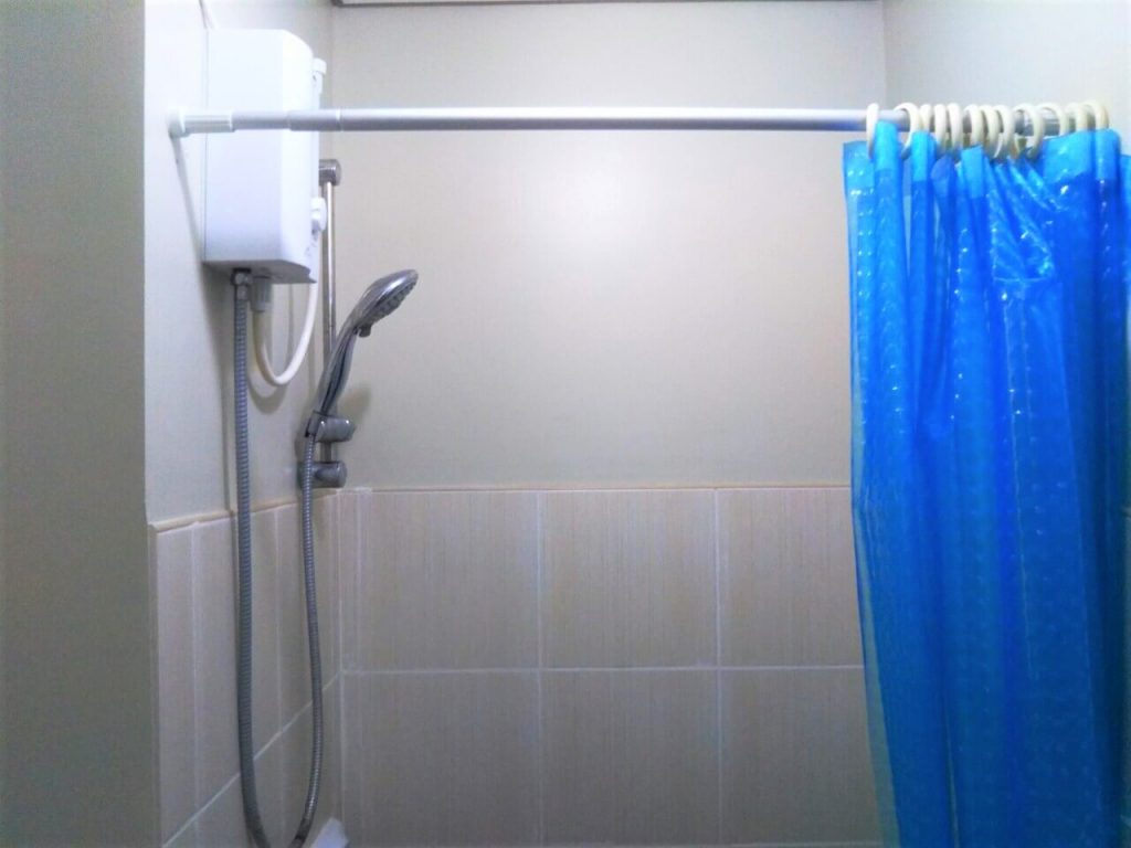 フィリピン留学　PICOのAVIDA寮シャワー