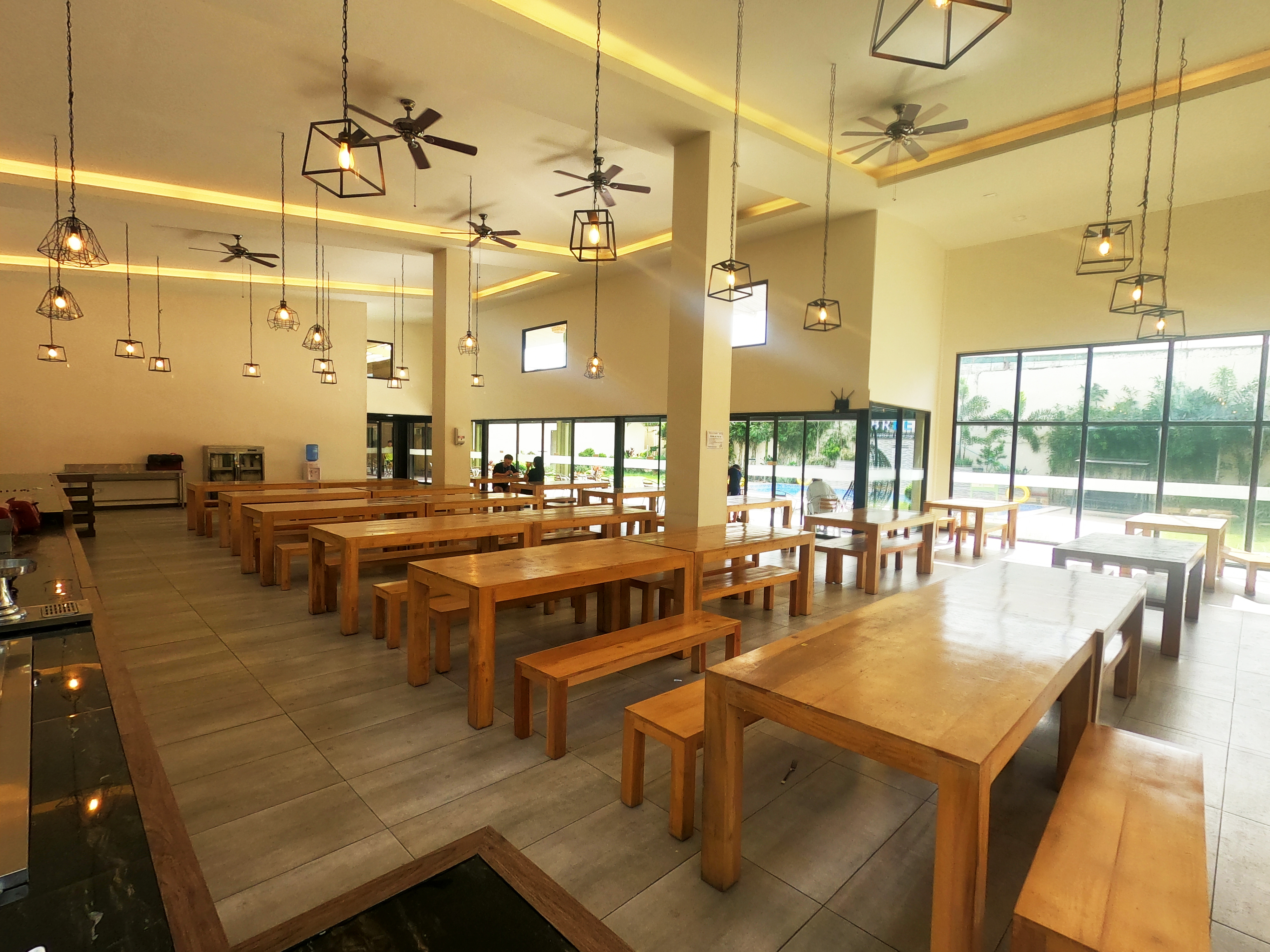 ibreeze cafeteria 