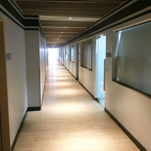 学校廊下