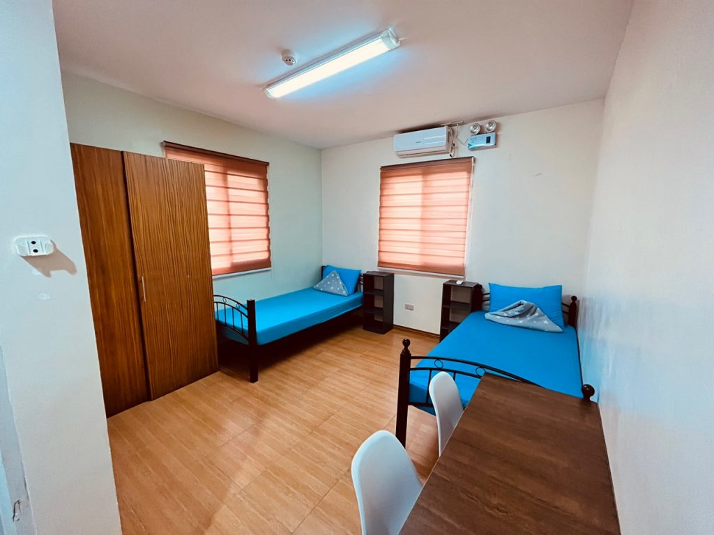 230824撮影：TWIN ROOM _ 2