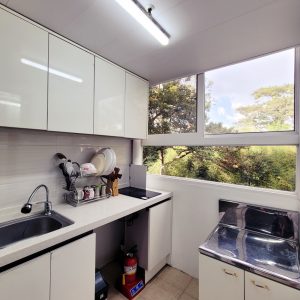 Semi kitchen