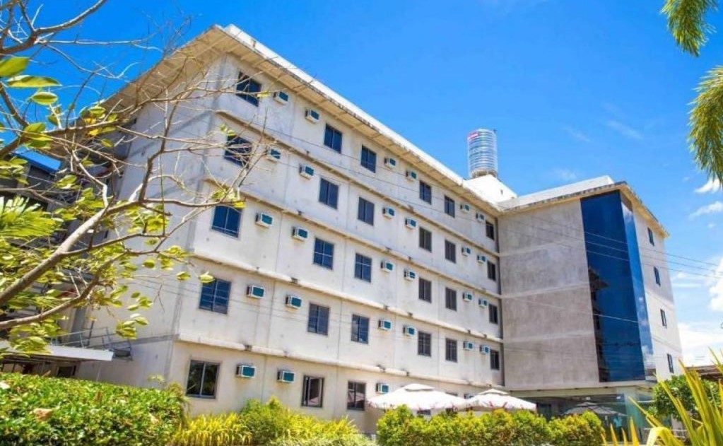CURIOUS-WORLD-ACADEMY-building
