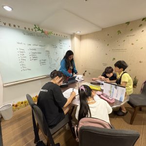 Kids4人グループクラス（group for 4 kids)