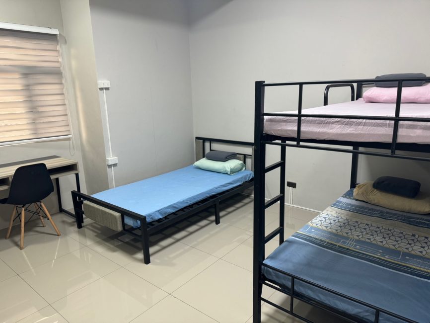 Triple-room-866x650
