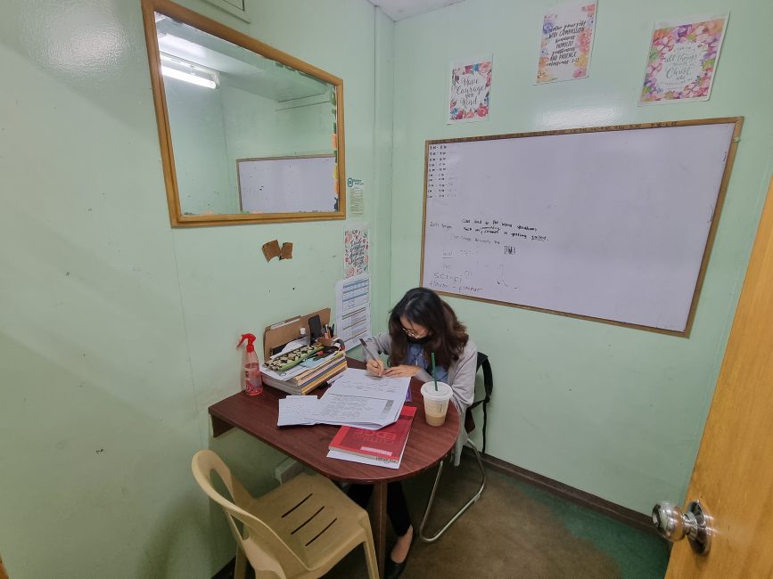 1on1-class-room-3-867x650