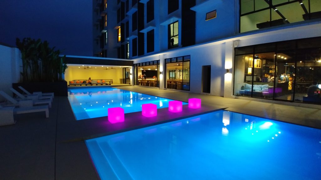 EV-ACADEMY-POOL-1