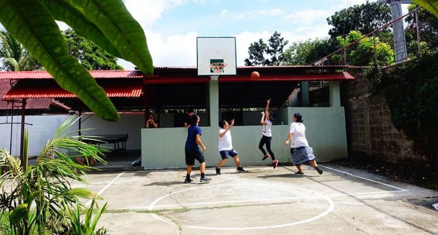 WE-Academy03-900x600