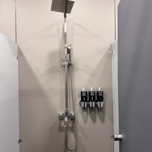 Shower Room シャワールーム2