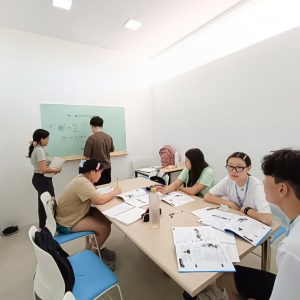 Group Class.jpg のコピー (2)